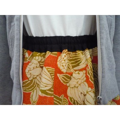 画像2: バイカラースカート（着物リメイク、縮緬、オンリーワン、希少価値あり、和柄）