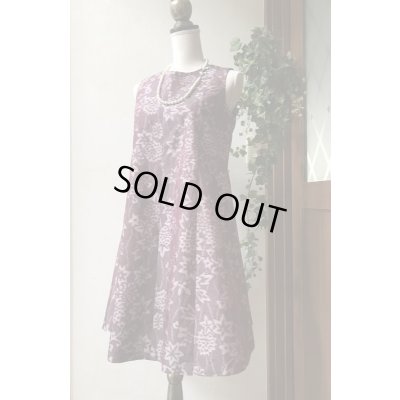 画像1: Ａラインフレアーワンピース（9号）オリジナル、和柄、1点もの、着物リメイク、着物リメイクワンピース、紬ワンピース、あずき色、ピンク色、ノースリーブワンピース、ひざ丈ワンピース、モダンワンピース、紬ワンピース、絹素材、フォーマルワンピース）