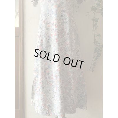 画像20: フレアースリーブワンピース 9号　(可憐、オリジナル、和柄、1点もの、着物リメイク、着物リメイクワンピース、フレアースリーブワンピース、半袖ワンピース、グレーワンピース、レトロ、モダンワンピース、フォーマルワンピース、パーティーワンピス）