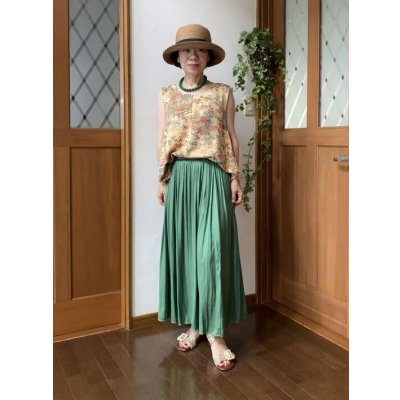 画像9: セットアップパンツスーツ（9〜11号）着物リメイク、着物リメイクセットアップ、オリジナル、和柄、ベージュ、1点もの、絹、パンツセットアップ