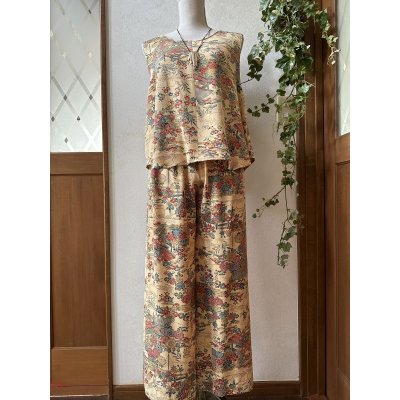 画像12: セットアップパンツスーツ（9〜11号）着物リメイク、着物リメイクセットアップ、オリジナル、和柄、ベージュ、1点もの、絹、パンツセットアップ