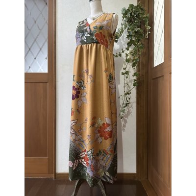 画像4: カシュクール風ハイウエストドレス 9〜11号（からし色、オリジナル、和柄、1点もの、着物リメイク、着物リメイクドレス、フォーマルドレス、ノースリーブドレス、モダン、パーティードレス、振袖リメイク）